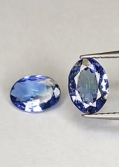 2 pcs  紫罗兰色, 蓝色 坦桑石  - 1.79 ct - 安特卫普宝石检测实验室（ALGT） #1.0