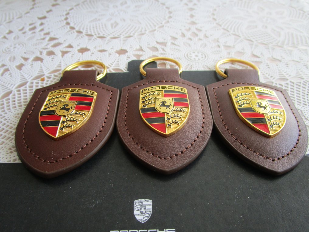 [Set of 3pcs.] Rare limited > Dark Chocolate color unique - Portachiavi #2.1