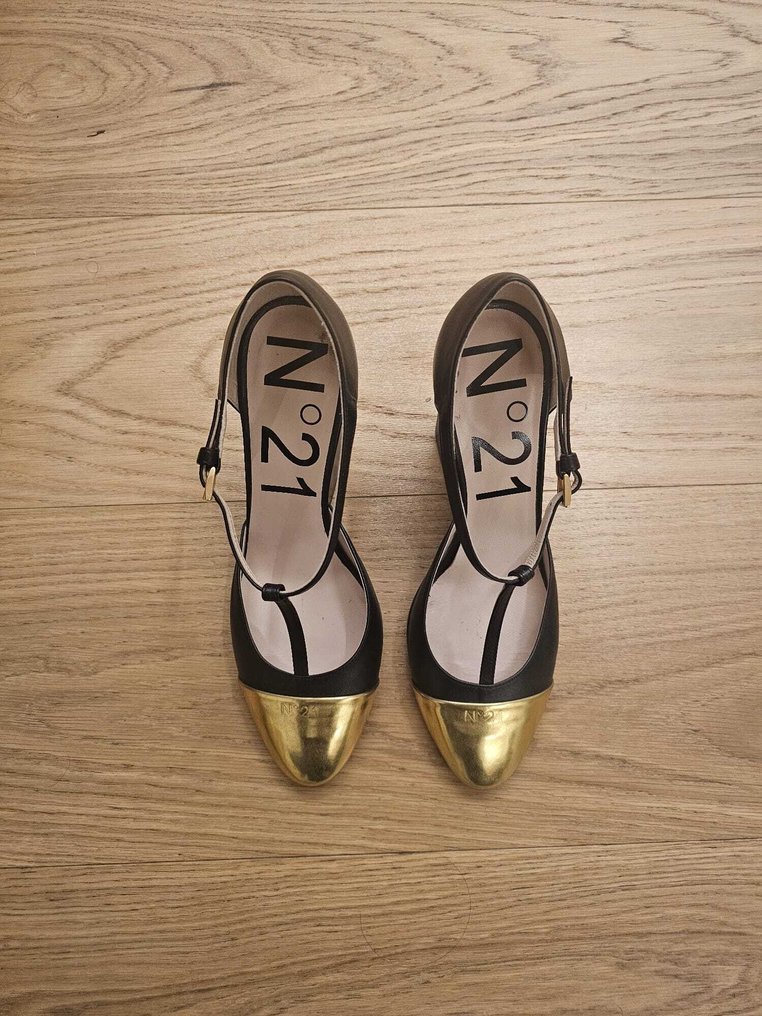 No. 21 - Wedge shoes - Size: EU 37 - New in box #1.0