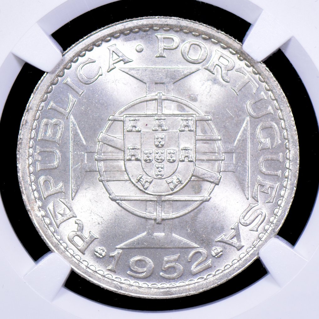 Macau portoghese. Republic. 5 Patacas 1952 - NGC - MS 66 #1.0
