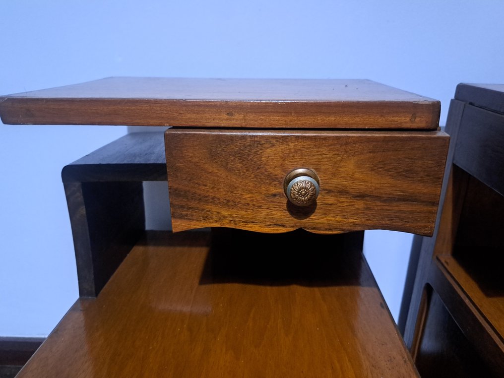 床头柜 (2) - 木 #3.2