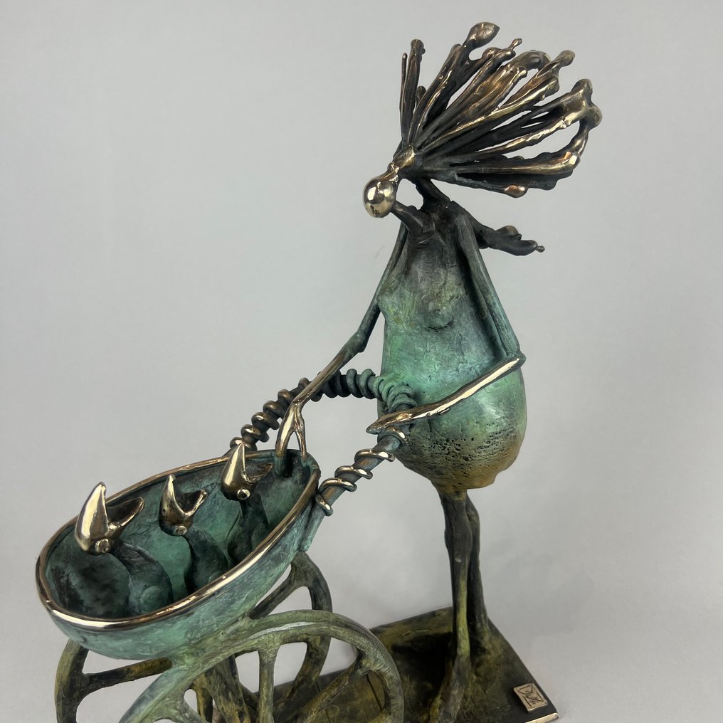 Dariusz Zielinski - The mother with kids - big bronze #2.1