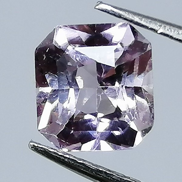 蓝宝石  - 1.44 ct - 西班牙宝石学院（IGE） - 无治疗 #1.0