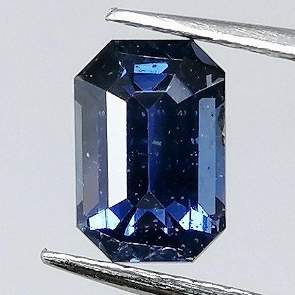 Sapphire  - 1.06 ct - Instituto Gemólogico Español (IGE) - Waste-Free Leftovers #2.1