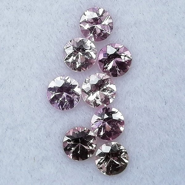 8 pcs Lyserød Safir - 1.07 ct - Instituto Gemólogico Español (IGE) - Sin behandling #2.1