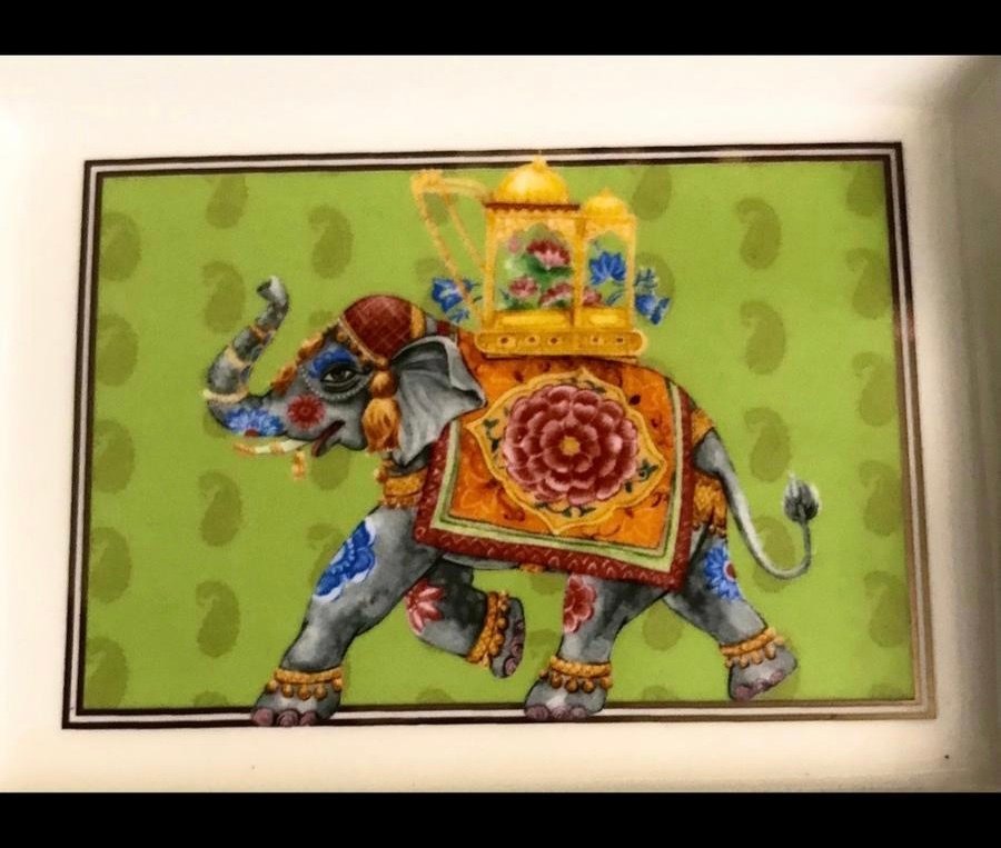 Angelo - Angelo - Σταχτοδοχείο - A superb “ black and white “ large ashtray , luxury collection , made in fine porcelain. Maker - Πορσελάνη #3.2