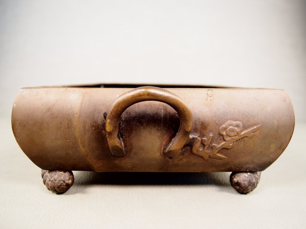 Suiban made about 150 years ago, with the inscription of Xuande period of the Great Ming - 花盆架 - 大明宣德年制 - 黄铜色 #2.1