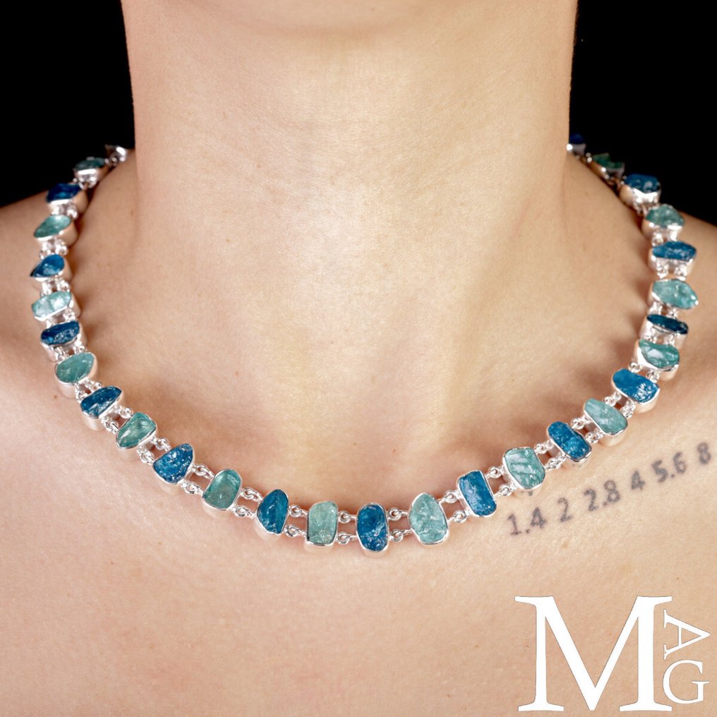 Ekskluzywny i elegancki srebrny naszyjnik - naturalny akwamaryn i apatyt - certyfikowany - Wysokość: 470 mm - Szerokość: 13 mm- 65.7 g #1.0