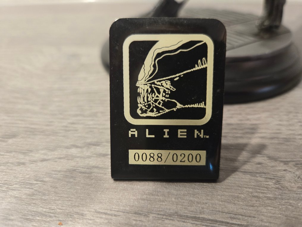 Alien versus predator - Figur - Alien figure limited edition 0088/0200 - Harpiks, jern #1.0