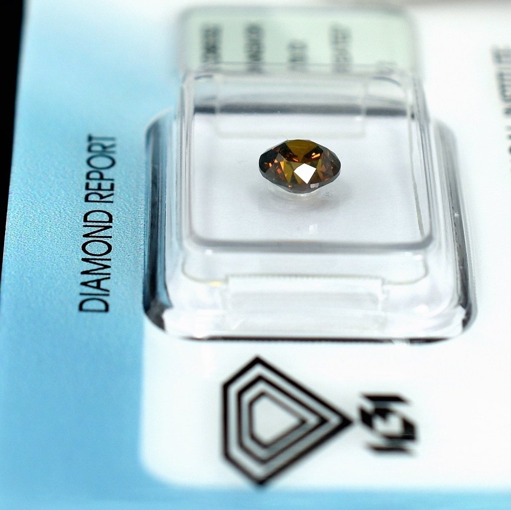 1 pcs 钻石  (经彩色处理)  - 0.70 ct - 圆形 - Fancy intense 稍帶黄色的 橙色 - SI2 微内含二级 - 国际宝石研究院（IGI） #3.2