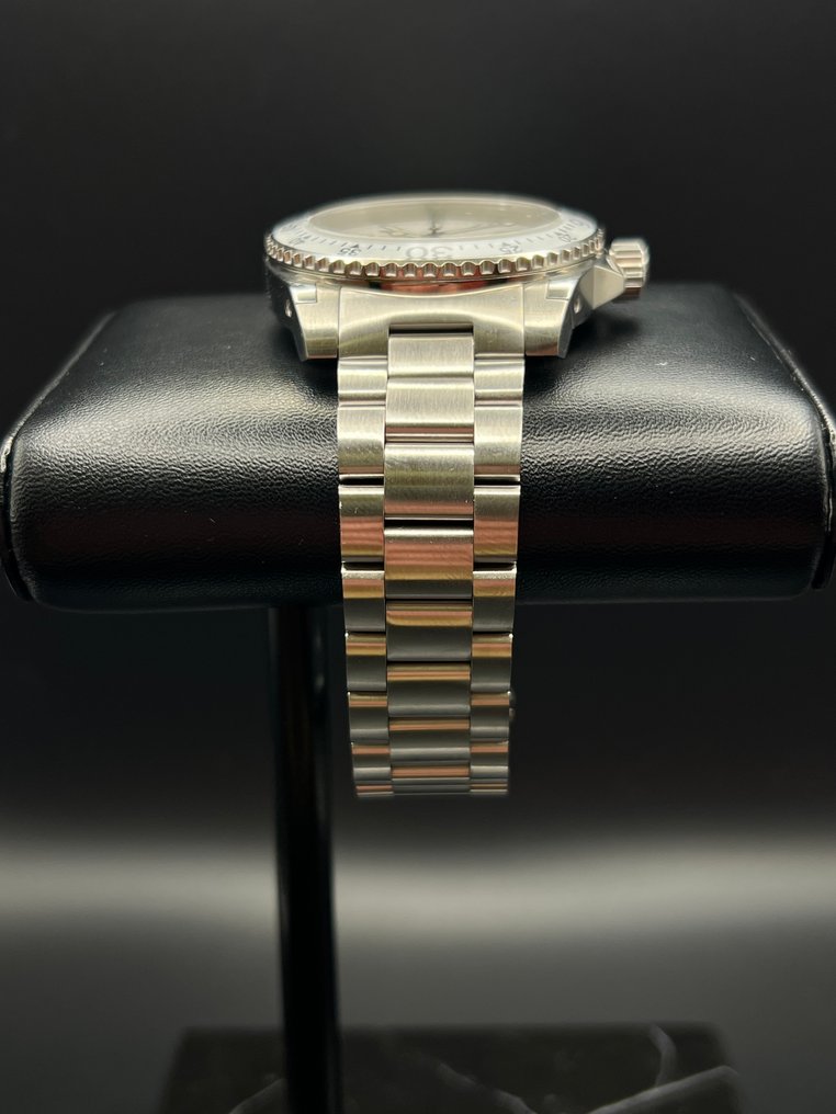 Gucci - Dive - 沒有保留價 - YA136302 - 男士 - 2020+ #2.1