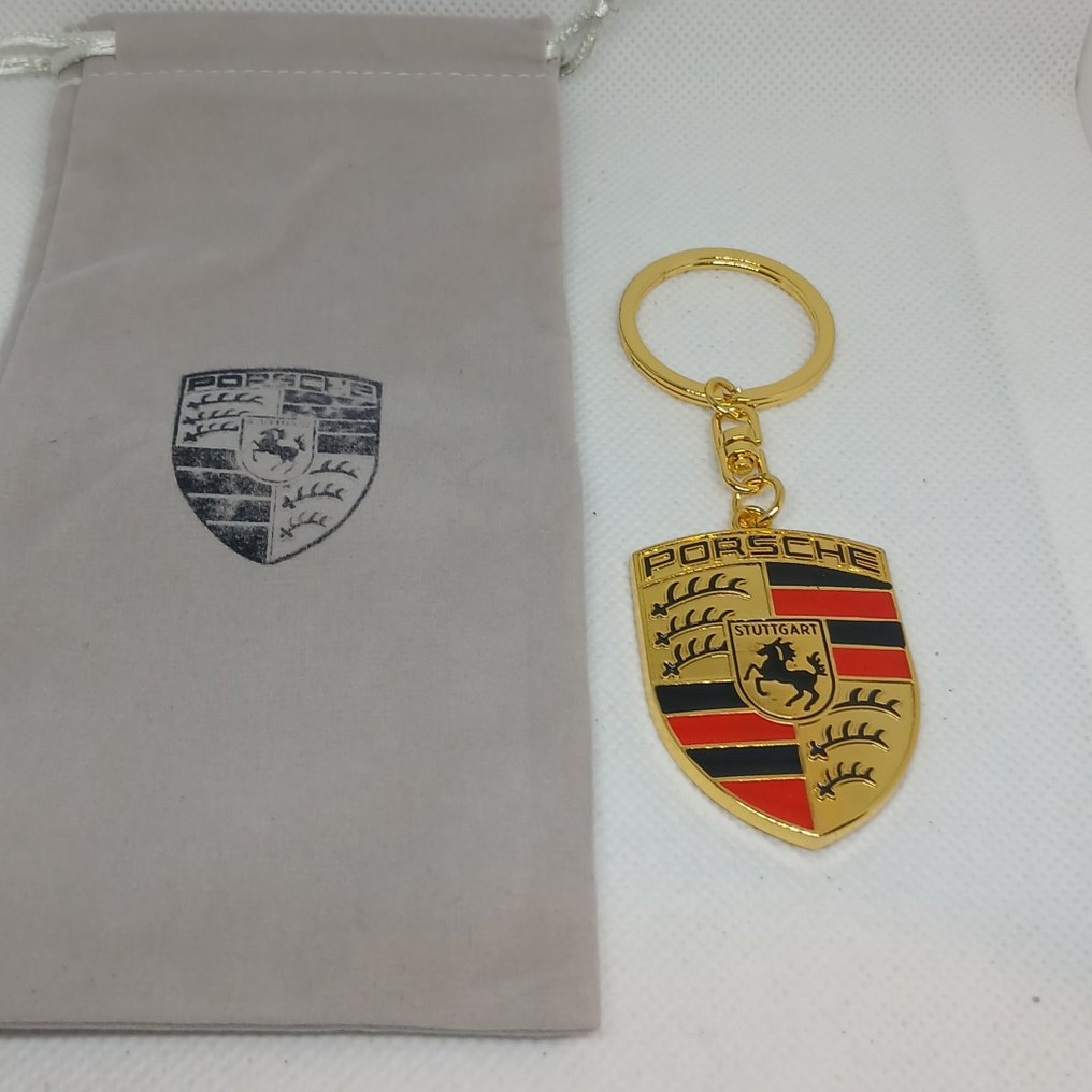 Μπρελόκ - Porsche. Επιχρυσωμένο ορό 18k. #1.0