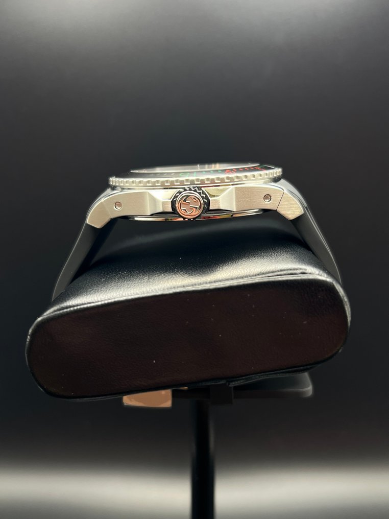 Gucci - Dive - No Reserve Price - YA136217 - Men - 2020+ #4.3