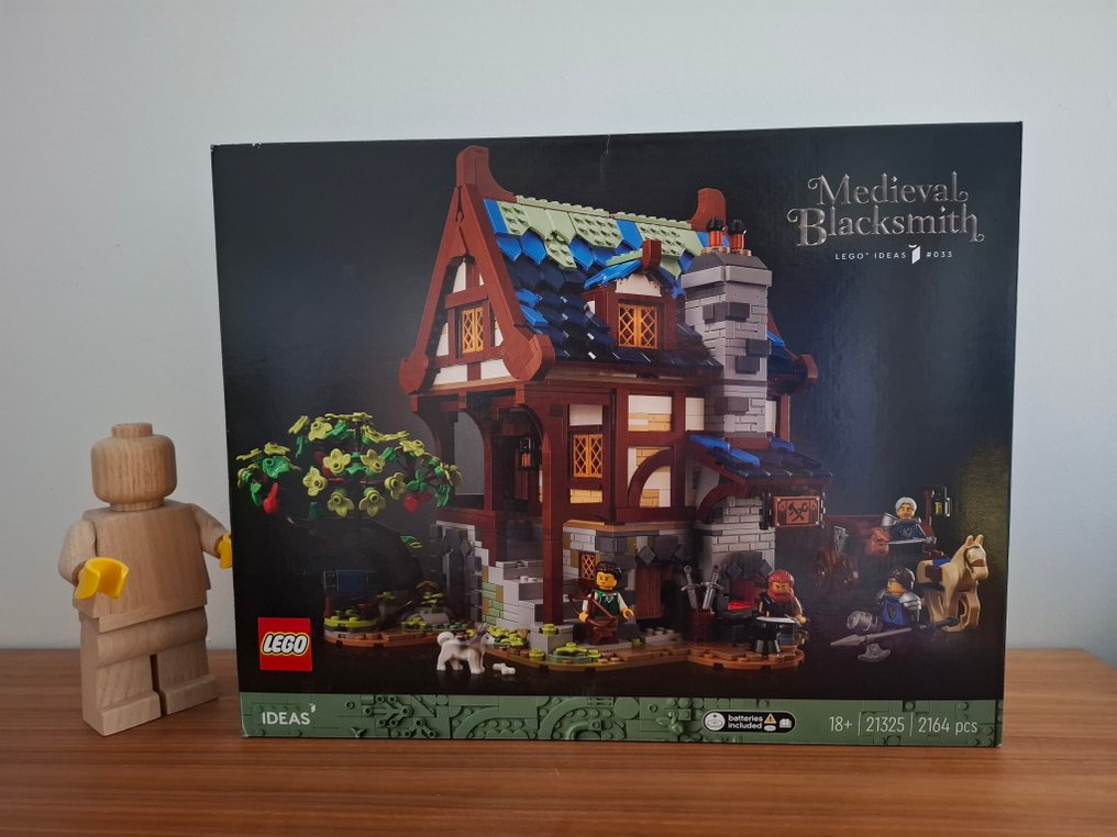 Lego Set - 21325 - Ideas (CUUSOO) - Medieval Blacksmith #1.0