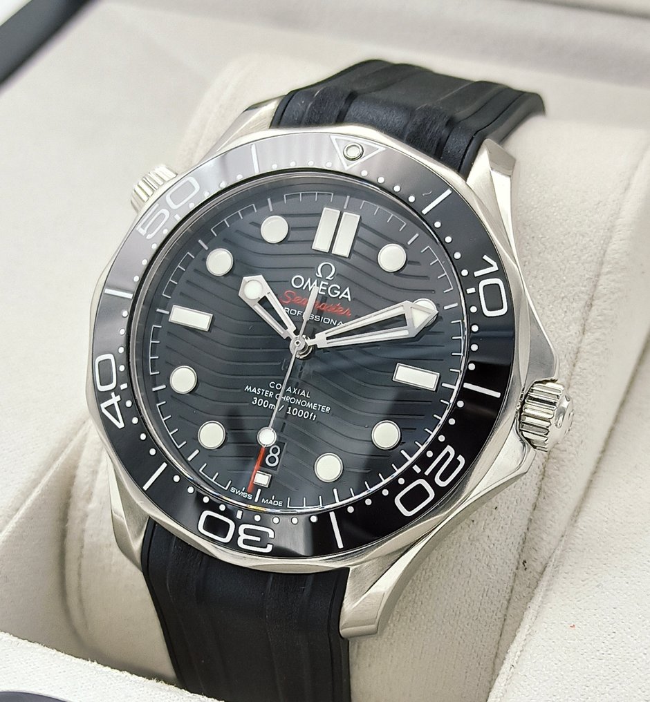 Omega - Seamaster Diver 300M Co-Axial Master Chronometer - No reserve price - 210.32.42.20.01.001 - Men - 2010-2020  #2.1