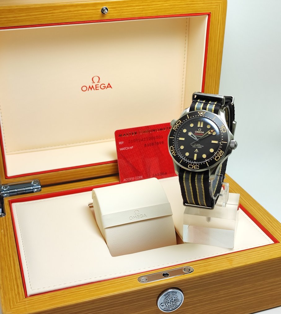 Omega - Seamaster Diver 300M “No Time To Die” 007 Edition Titanium - 210.92.42.20.01.001 - Men - 2020+ #1.0