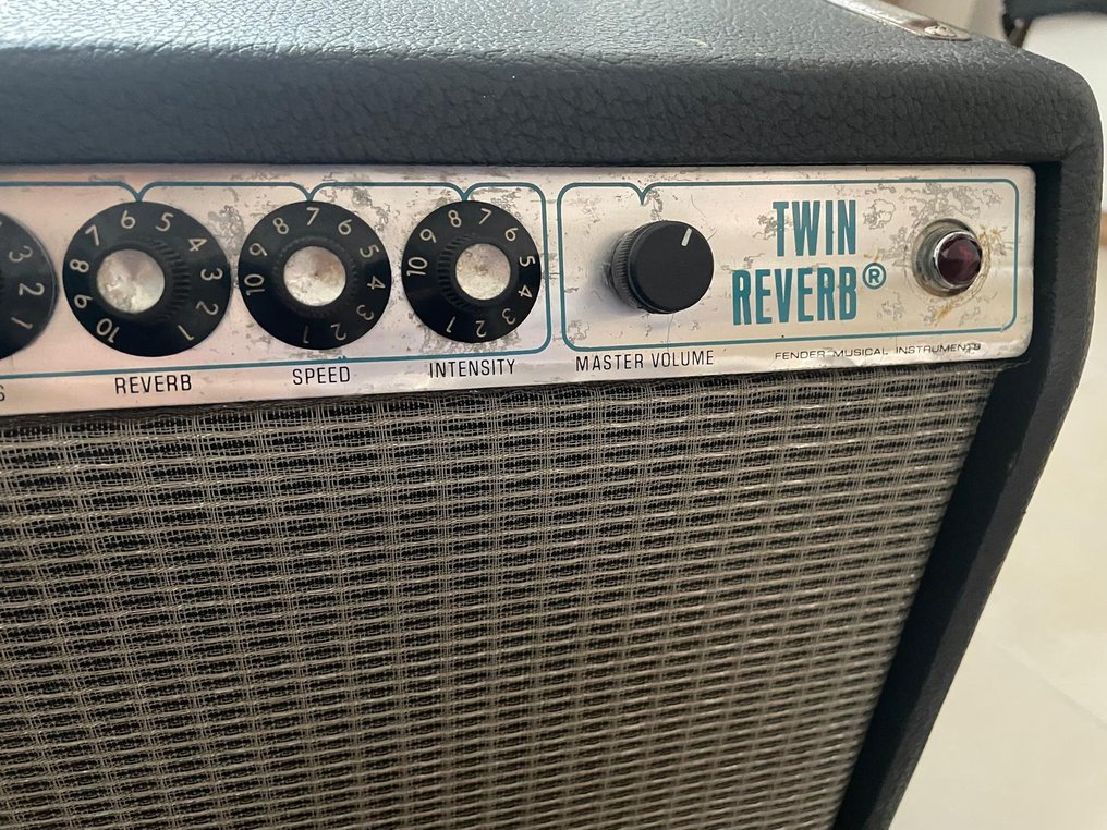 Fender Twin Reverb - Number of items: 1 - Guitar tube amplifier combo - United States #2.1