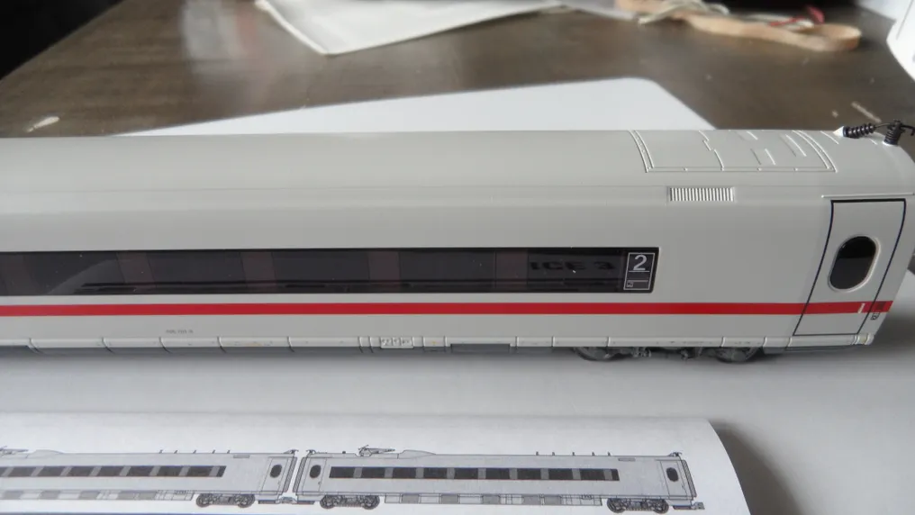 Märklin H0轨 - 43737 - 模型火车客运车厢 (1) - ICE 3 乘客车厢 - DB AG #2.1