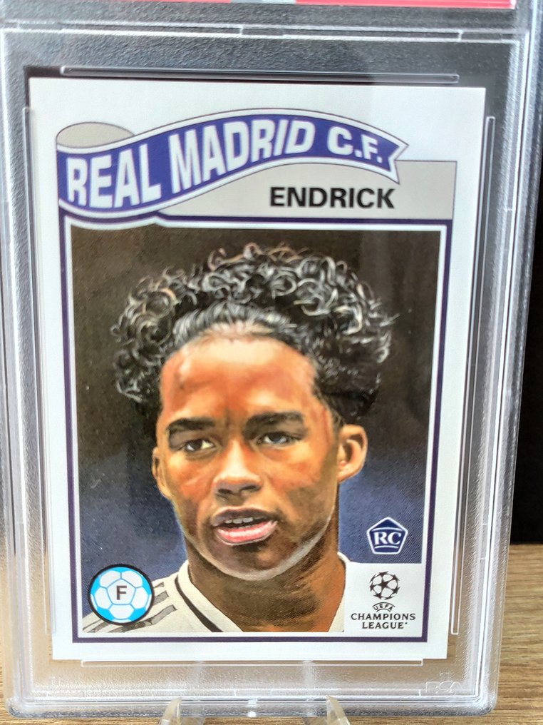 2024 Topps Living UCL Endrick #715 Rookie - PSA 10 Graded card #2.1