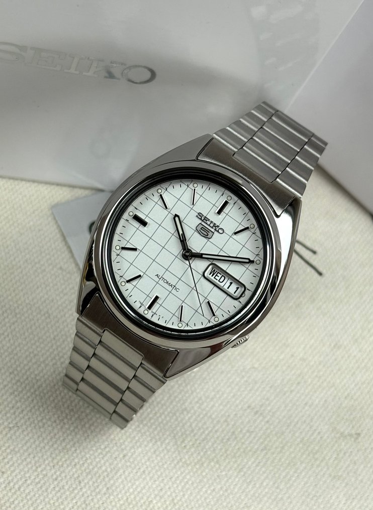Seiko - 5 Automatic Day Date Grid Dial - No reserve price - SNXF05 - Men - 2020+  #1.0
