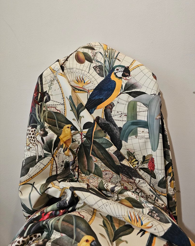 NO RESERVE PRICE! Cotton fabric with exploration tropical print – Maps, fauna, and flora in style. - Textile - 200 cm - 280 cm #1.0