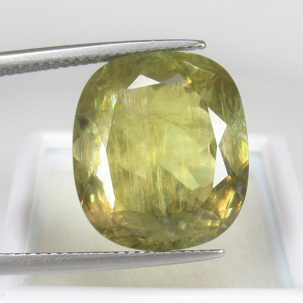 水硬铝石  - 16.67 ct - 国际有色宝石协会（ICA GemLab） - 变色 Diaspore #3.2