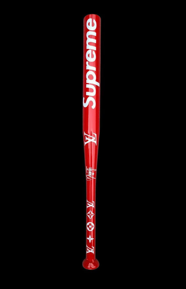 Moontje - Supreme Baseball Bat Red edition. #2.1