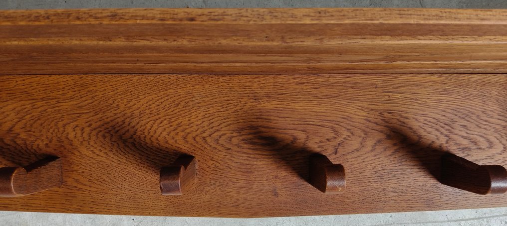 Fogas - Tölgy - Művészetek és kézművesség állvány #2.1