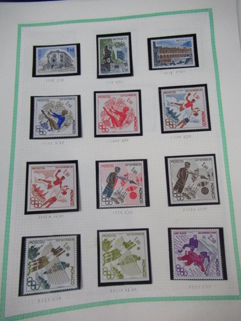 摩納哥 1980/1984 - 非齿，精彩的完整邮票收藏。 - Yvert n°1215 à 1455 #1.0