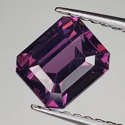 Lilla Spinel - 1.36 ct - Antwerp Laboratory for Gemstone Testing (ALGT) #3.2
