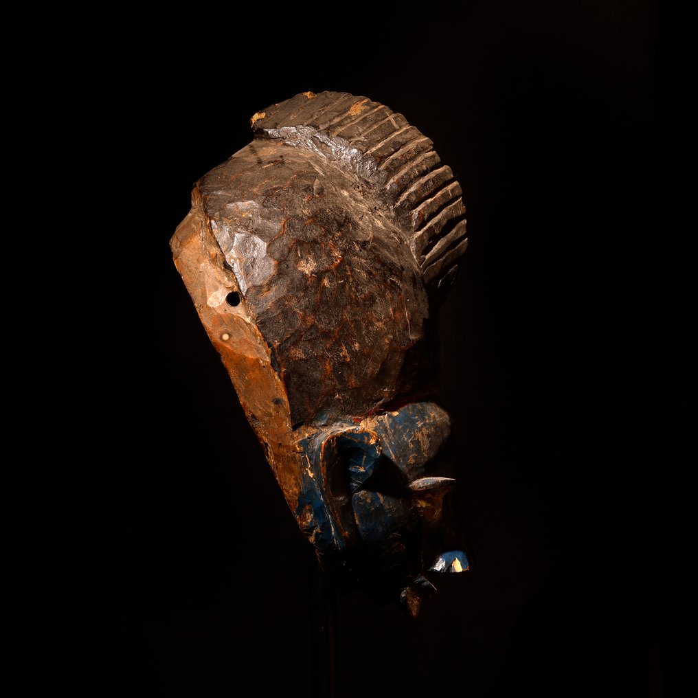 Yoruba maszk a többi polikromiával. - Nigéria #3.2