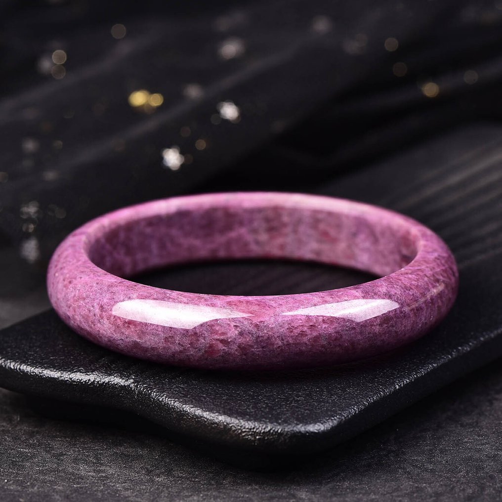 ALGT Certified - Exclusive and High-Quality Natural Ruby Bangle - Meticulously Cut and Polished from a Single Stone- 76.41 g #1.0