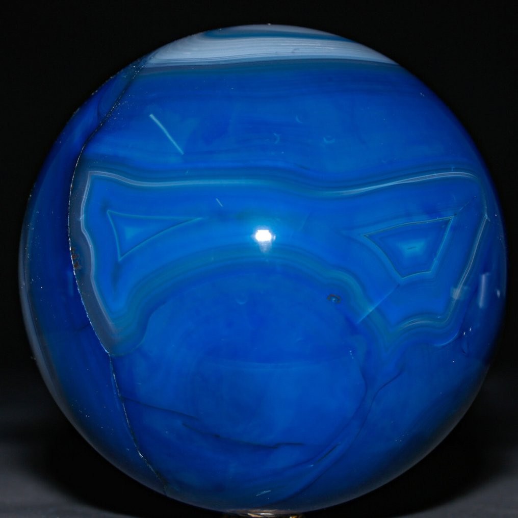 Sferă de agate colorate, decolorate și vibrante Sferă de agată frumos colorată în albastru. - Înălțime: 109 mm - Lățime: 109 mm- 1737 g #3.2