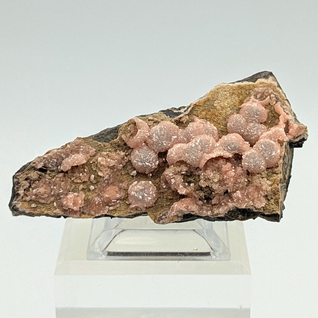 粉色球形Raro RODOCROSITE，导线水晶 矩陣晶體 - 高度: 65 mm - 闊度: 32 mm- 53 g #1.0