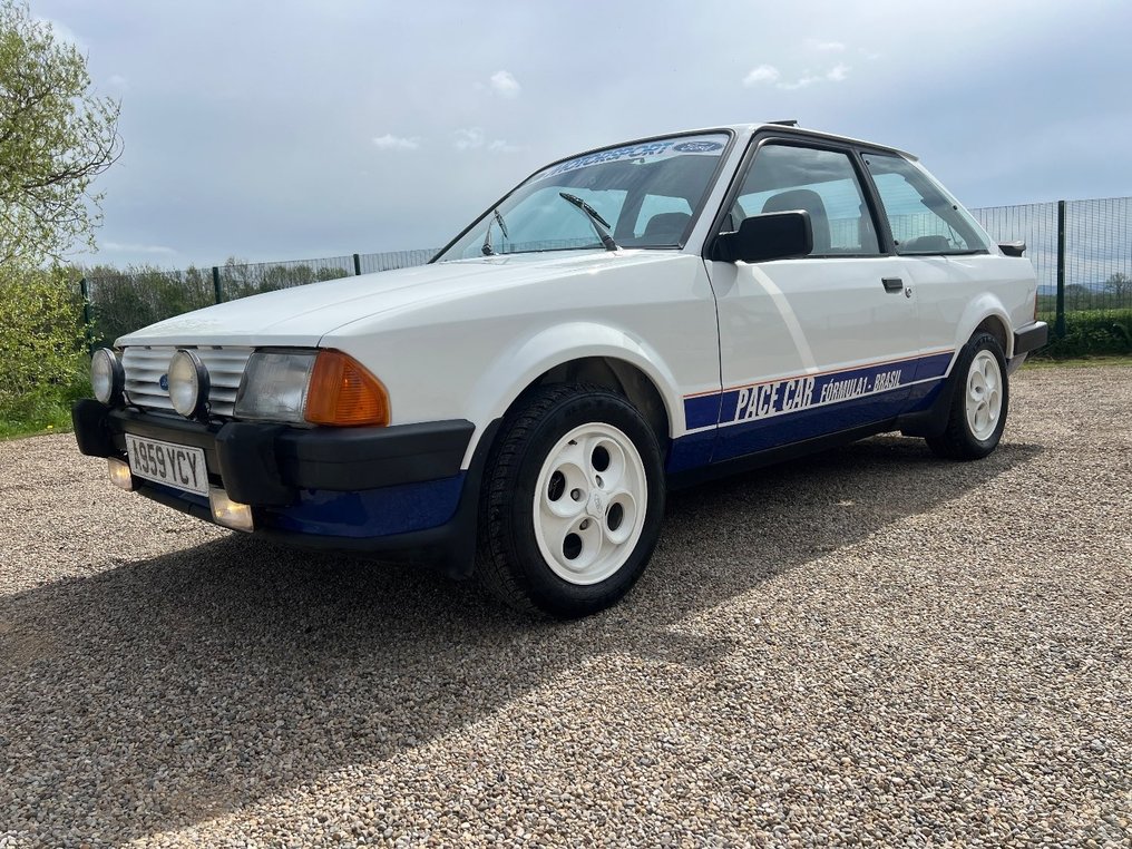 Ford - Escort XR3 Pace Car 1 of 30 - 1984 #2.1