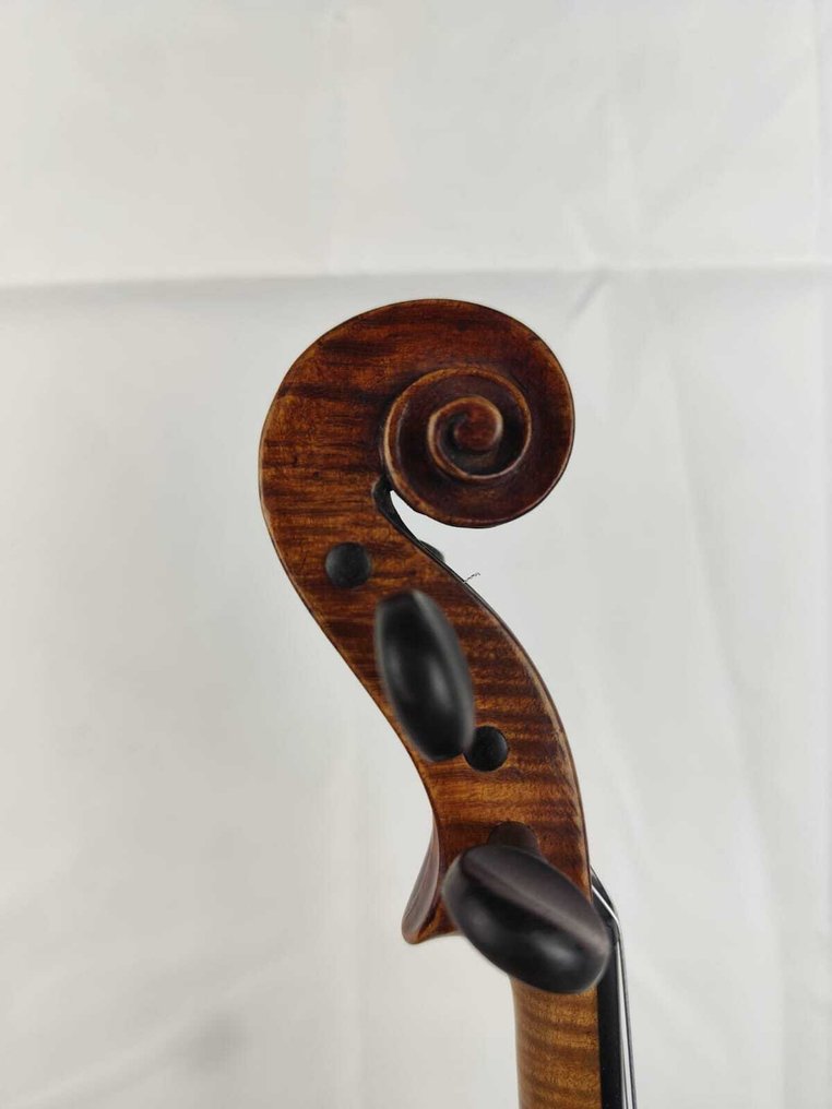 Labelled Paganini e Paganini - - Hegedű #3.2