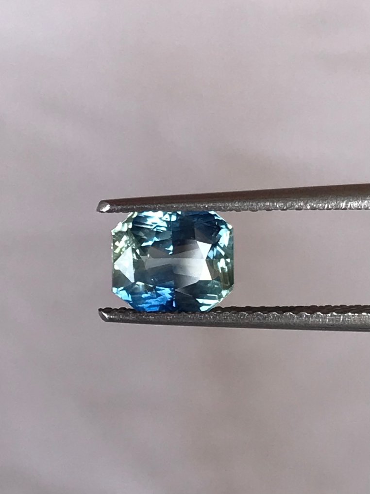 1 pcs  蓝色, 绿色 蓝宝石  - 1.62 ct - 国际宝石研究院（IGI） #3.2