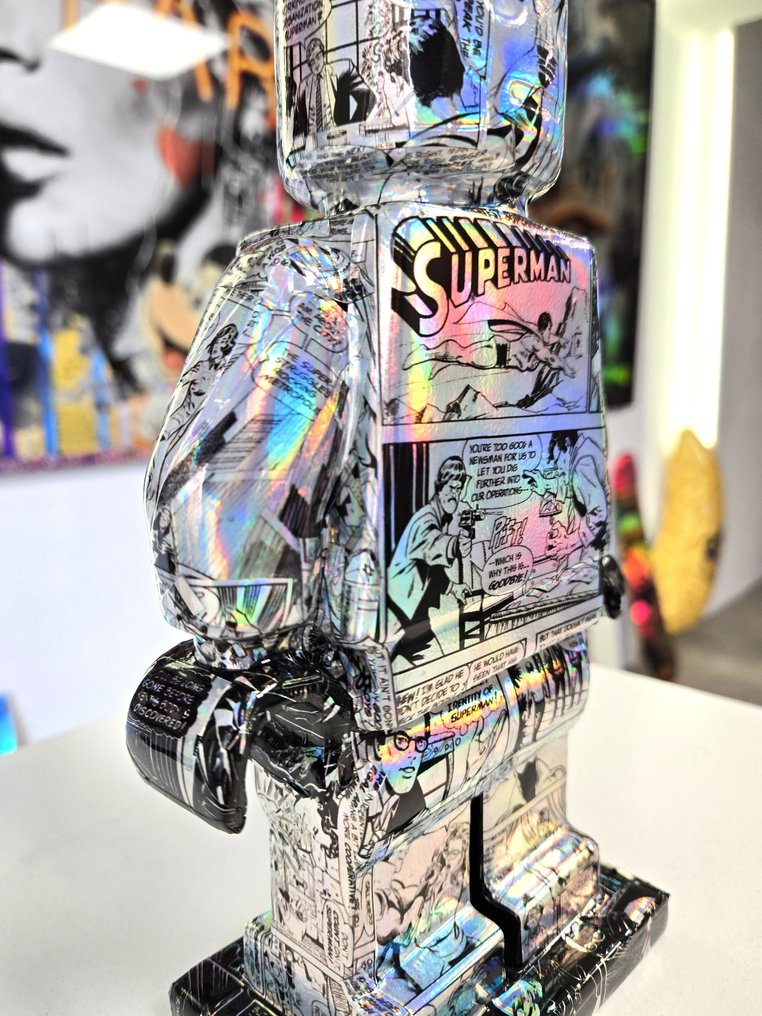 Patryk Konrad - Lego holographic comic Superman sculpture, limited edition. #2.1