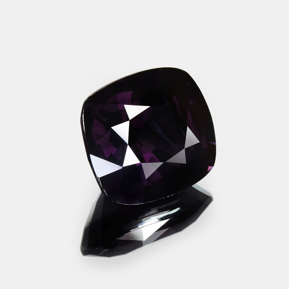 Purpuriu Spinel  - 9.78 ct - Bellerophon Gemlab #1.0