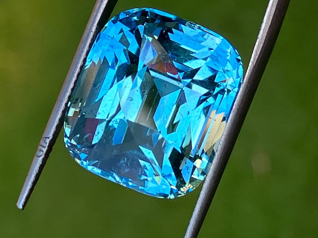 1 pcs Πράσινο, Μπλε Ακουαμαρίνης - 27.30 ct - Gemological Institute of America (GIA) #2.1