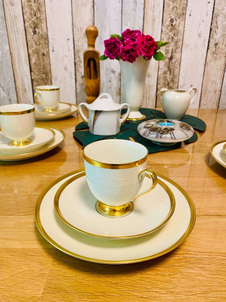 Fürstenberg - Herzog Karl I. von Braunschweig-Wolfenbüttel Elegantes Porzellan-Kaffeeservice | Fürstenberg – - Σετ καφέ για 4 (17) - 1650 - Πορσελάνη #2.1