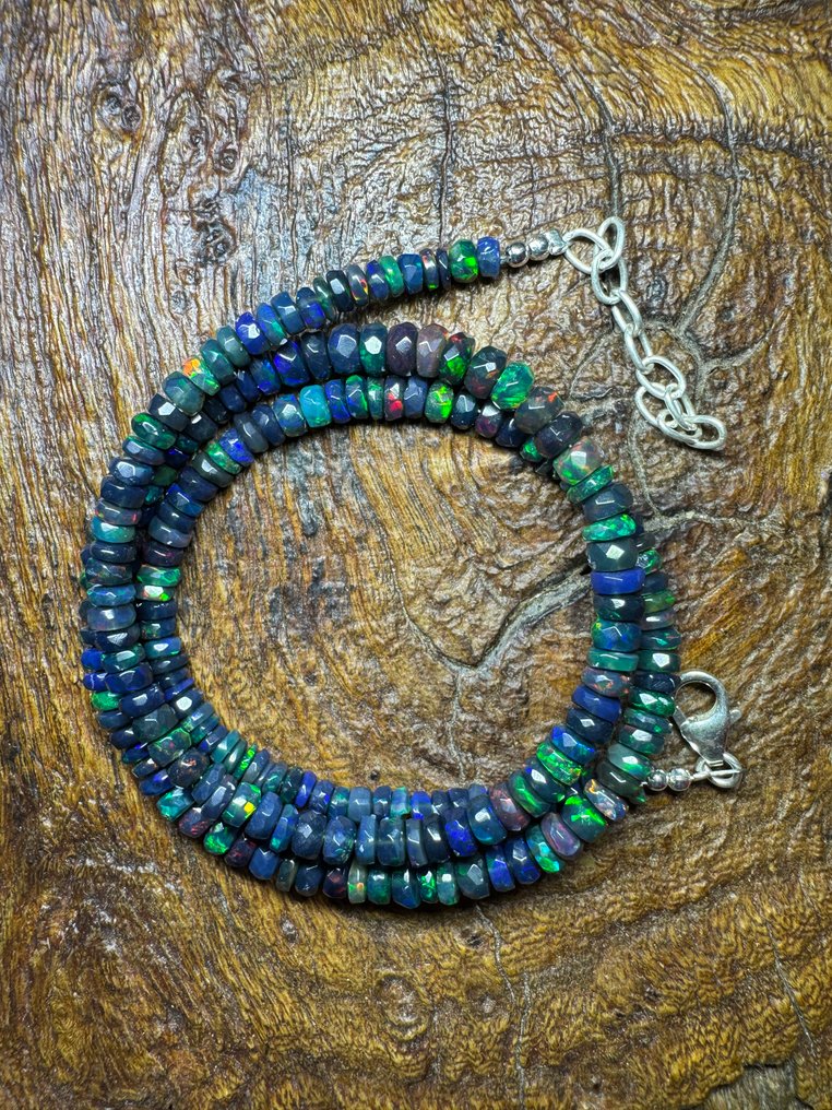 来自埃塞俄比亚的自然黑色不规则切割蛋白石项链 + 925银。52.90克拉 珠宝- 10.58 g - (1) #2.1