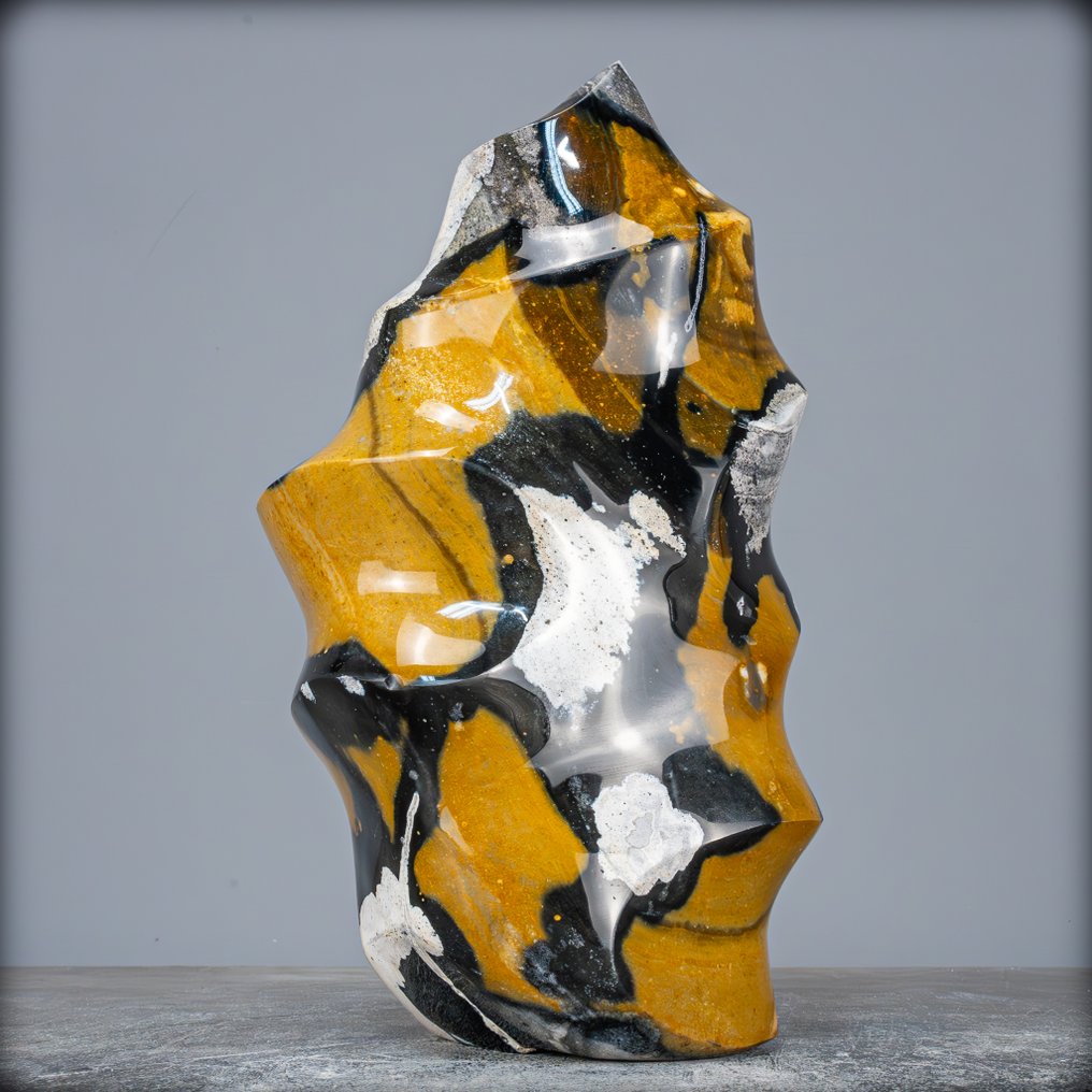 Uusi löytö! Harvinainen luonnollinen jaspis - chalcedony. Liekki- 4002.15 g #1.0