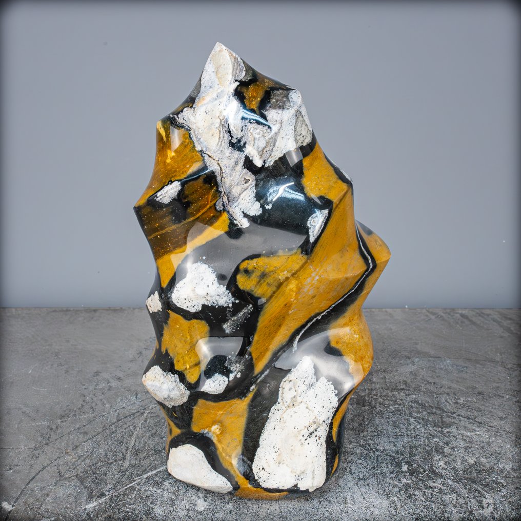 Uusi löytö! Harvinainen luonnollinen jaspis - chalcedony. Liekki- 4002.15 g #3.2