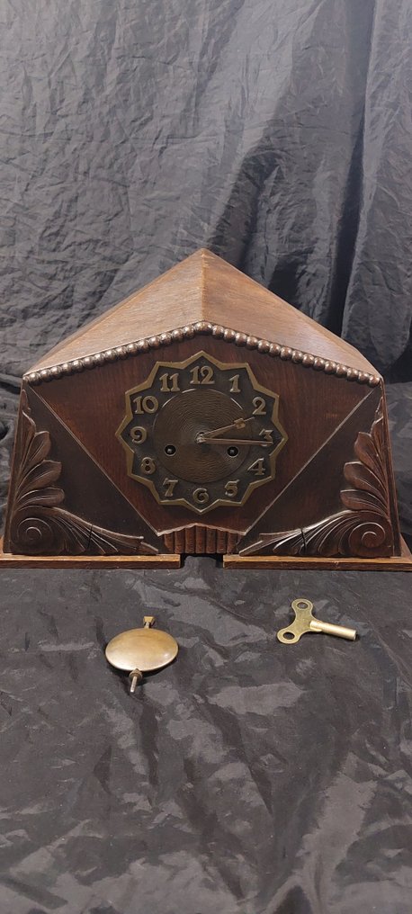 阿姆斯特丹学派钟配备星形青铜表盘 -   木头、青铜、铜 - 1920-1930 - 阿姆斯特丹学派钟 #1.0