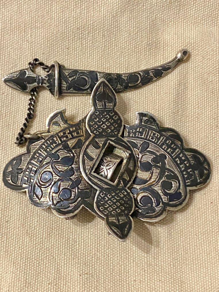 Κούμπωμα ζωνών Niello του Καυκάσου, κλείσιμο μαχαίρι 84, ασήμι - Ασημί - Ρωσία - Dagestan #3.2