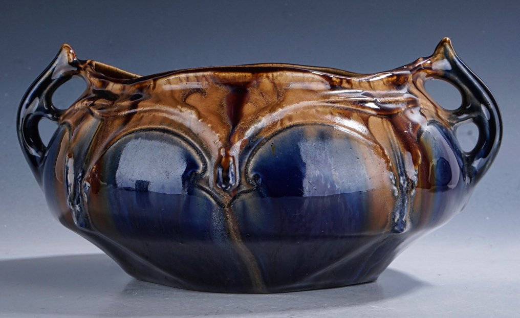 Faienceries de Thulin - Tarjotin - Art Nouveau -aiheinen servo-säilytysvaasi, jossa on kaksoiskahva ja kiiltävä lasitus ruskeassa ja - Keraaminen #1.0