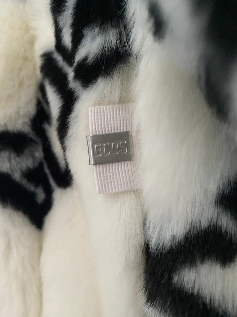 GCDS - Turkkitakki - Uudet lapulliset #3.2