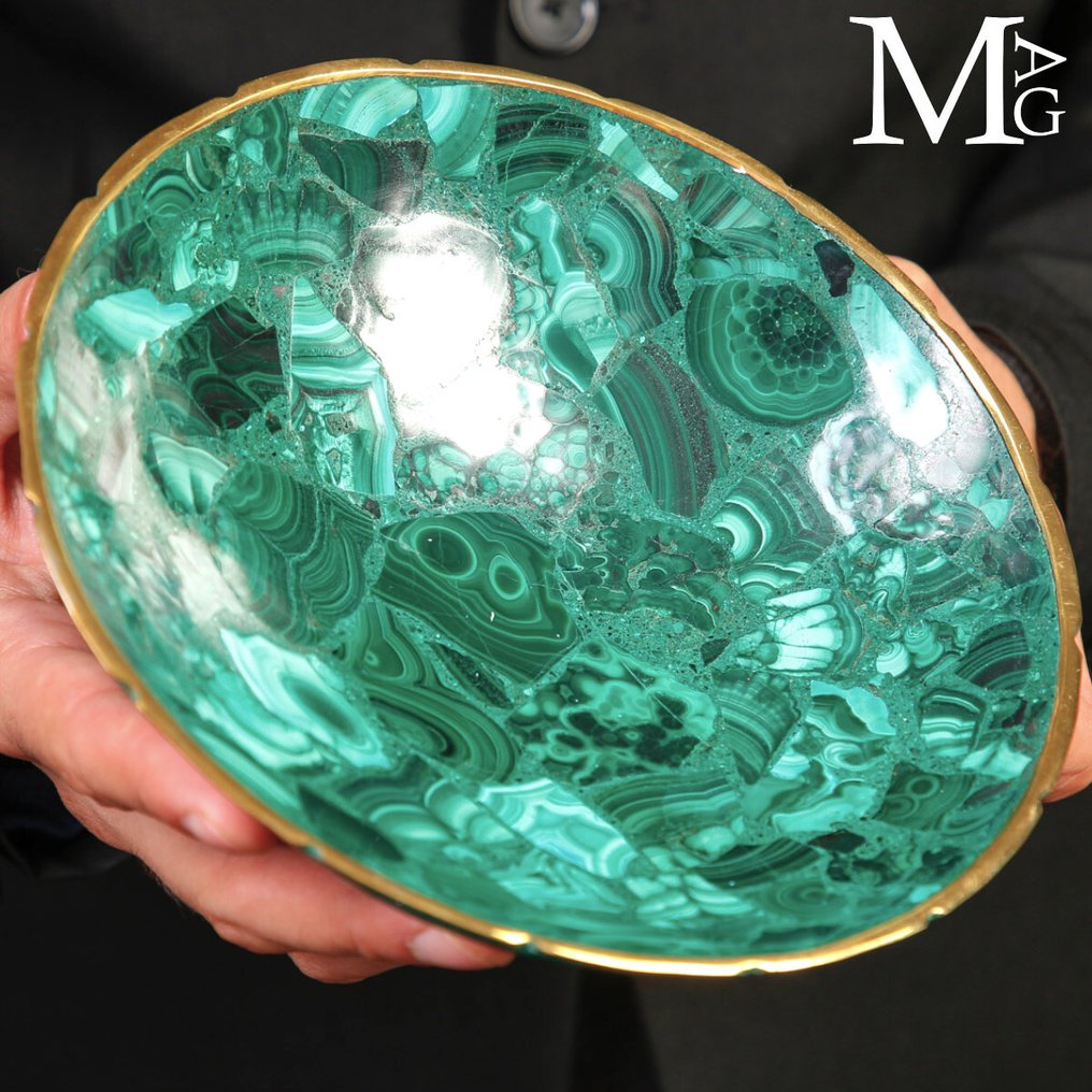 AAA Quality Congo Malachite - Fine Bowl with Elegant Brass Details - Altezza: 185 mm - Larghezza: 185 mm- 419 g #1.0