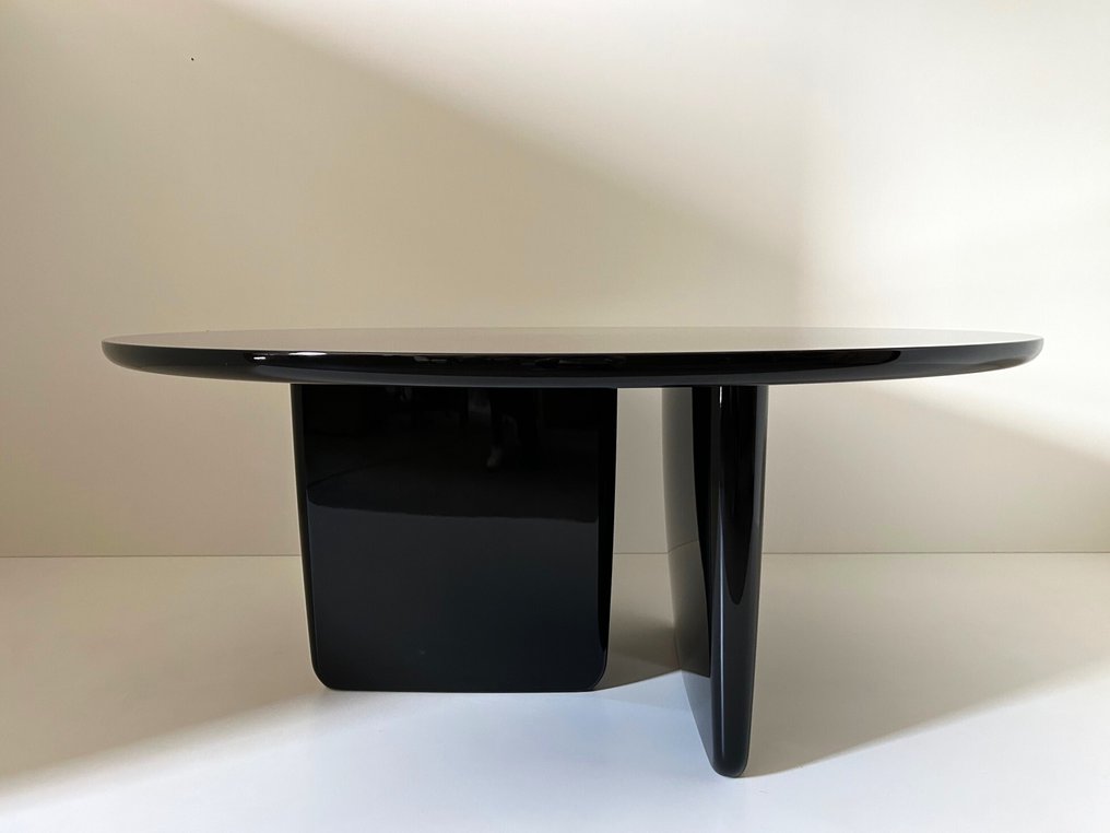 B&B Italia - Edward Barber & Jay Osgerby - 餐桌 - Tobi-Ishi - 高密度木纤维板/MDF/聚氨酯树脂板 #2.1